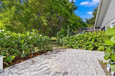 1940 Curling Ave, Naples, FL 34109 - Photo 26