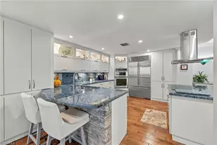 4401 Gulf Shore Blvd N, Naples, FL 34103 - Photo 8