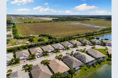 14731 Edgewater Cir, Naples, FL 34114 - Photo 26