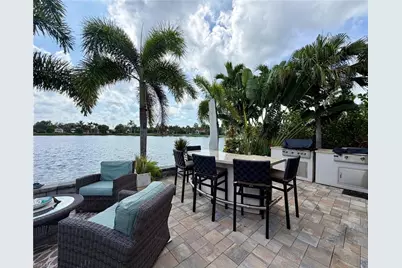 4689 Southern Breeze Dr, Naples, FL 34114 - Photo 18