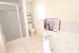 10080 Lake Cove Dr, Fort Myers, FL 33908 - Photo 20