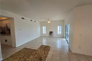 10080 Lake Cove Dr, Fort Myers, FL 33908 - Photo 12