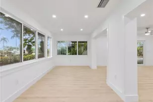 16 Kings Rd, Naples, FL 34112 - Photo 18