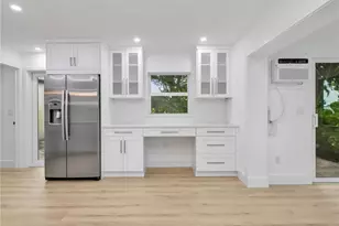 16 Kings Rd, Naples, FL 34112 - Photo 14
