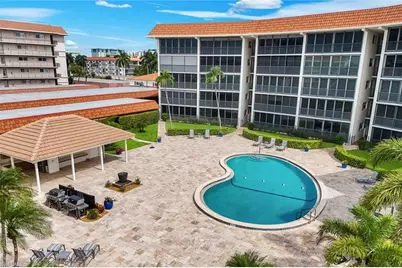 222 Harbour Dr #312, Naples, FL 34103 - Photo 2