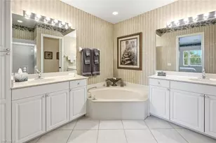 795 Bentwater Cir, Naples, FL 34108 - Photo 26