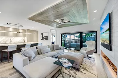 295 5th Ave S, Naples, FL 34102 - Photo 4