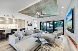 295 5th Ave S, Naples, FL 34102 - Photo 4