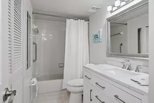 228 Fox Glen Dr, Naples, FL 34104 - Photo 26