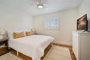 250 7th Ave S, Naples, FL 34102 - Photo 12