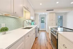 250 7th Ave S, Naples, FL 34102 - Photo 6