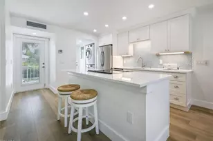 250 7th Ave S, Naples, FL 34102 - Photo 6