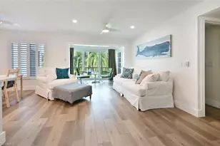 250 7th Ave S, Naples, FL 34102 - Photo 2