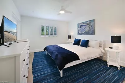 250 7th Ave S #202, Naples, FL 34102 - Photo 12