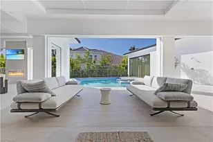 2485 Crayton Rd, Naples, FL 34103 - Photo 18