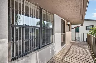 5365 Treetops Dr, Naples, FL 34113 - Photo 20