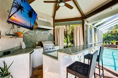 1145 Moon Lake Dr, Naples, FL 34104 - Photo 4
