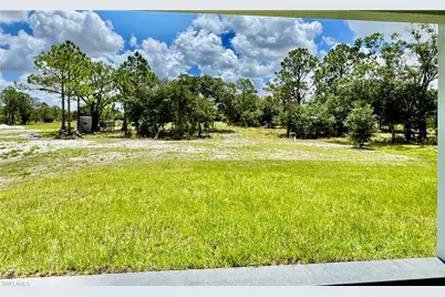 5274 44th St NE, Naples, FL 34120 - Photo 10