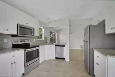 351 Emerald Bay Cir #R7, Naples, FL 34110 - Photo 10
