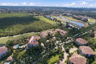 2738 Tiburon Blvd E, Naples, FL 34109 - Photo 38