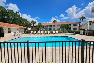 668 Mardel Ct, Naples, FL 34104 - Photo 2