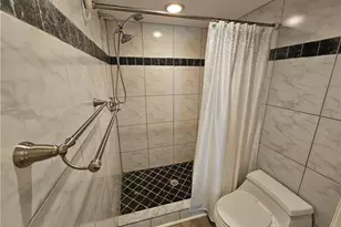 668 Mardel Ct, Naples, FL 34104 - Photo 28