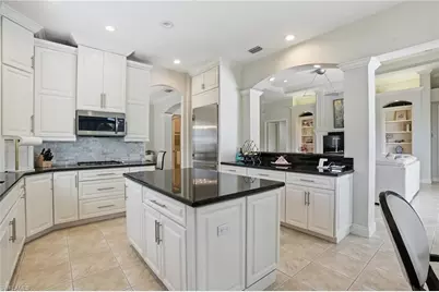 10500 Via Balestri Dr, Fort Myers, FL 33913 - Photo 12