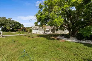 971 N Town and River Dr, Fort Myers, FL 33919 - Photo 2