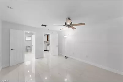 971 N Town and River Dr, Fort Myers, FL 33919 - Photo 10