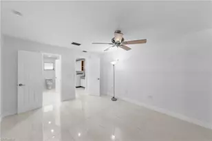 971 N Town and River Dr, Fort Myers, FL 33919 - Photo 10