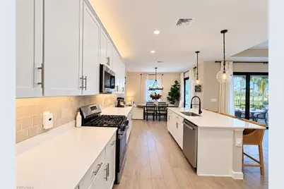 19156 Hanley Blvd, Estero, FL 33928 - Photo 6