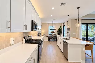 19156 Hanley Blvd, Estero, FL 33928 - Photo 6