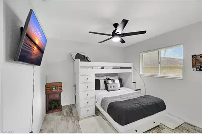 1806 NE 16th Pl, Cape Coral, FL 33909 - Photo 26