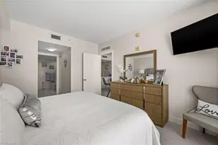 3000 Oasis Grand Blvd, Fort Myers, FL 33916 - Photo 24