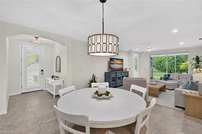 14939 Edgewater Cir, Naples, FL 34114 - Photo 8