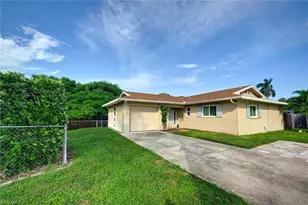3490 Santiago Way, Naples, FL 34105 - Photo 32