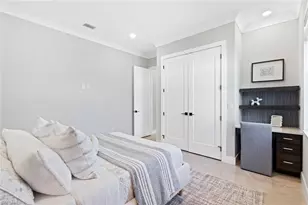 240 Allamanda Wy, Naples, FL 34114 - Photo 22