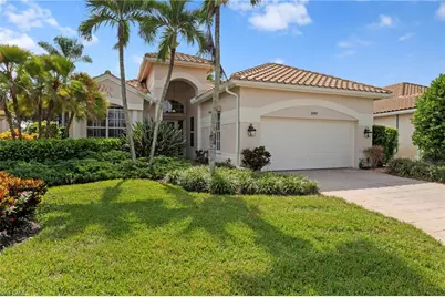 24797 Hollybrier Ln, Bonita Springs, FL 34134 - Photo 8