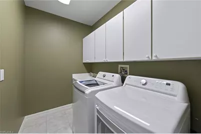 24797 Hollybrier Ln, Bonita Springs, FL 34134 - Photo 30
