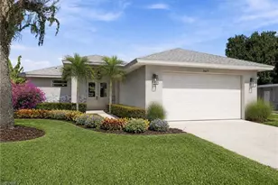 3027 2nd St, Fort Myers, FL 33916 - Photo 2