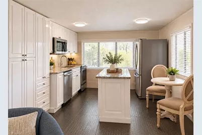 1 Jacaranda Ct, Naples, FL 34110 - Photo 2