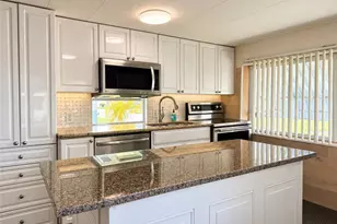 1 Jacaranda Ct, Naples, FL 34110 - Photo 6