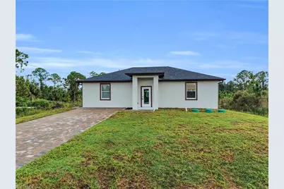 816 Palomino St E, Lehigh Acres, FL 33974 - Photo 1