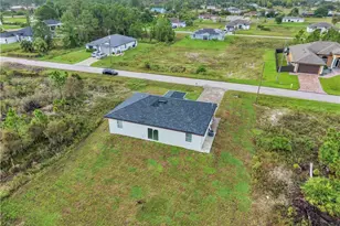 816 Palomino St E, Lehigh Acres, FL 33974 - Photo 14