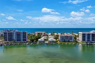 2500 Gulf Shore Blvd N, Naples, FL 34103 - Photo 24