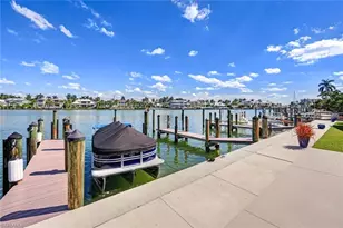 2500 Gulf Shore Blvd N, Naples, FL 34103 - Photo 36