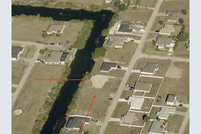 1020 NW 12th Ave, Cape Coral, FL 33993 - Photo 4