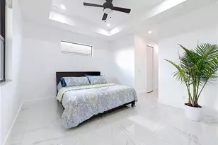 1129 NE 4th Pl, Cape Coral, FL 33909 - Photo 28
