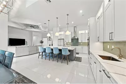 111 1st St, Naples, FL 34113 - Photo 8