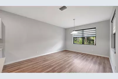 12965 Pembroke Dr, Naples, FL 34105 - Photo 10